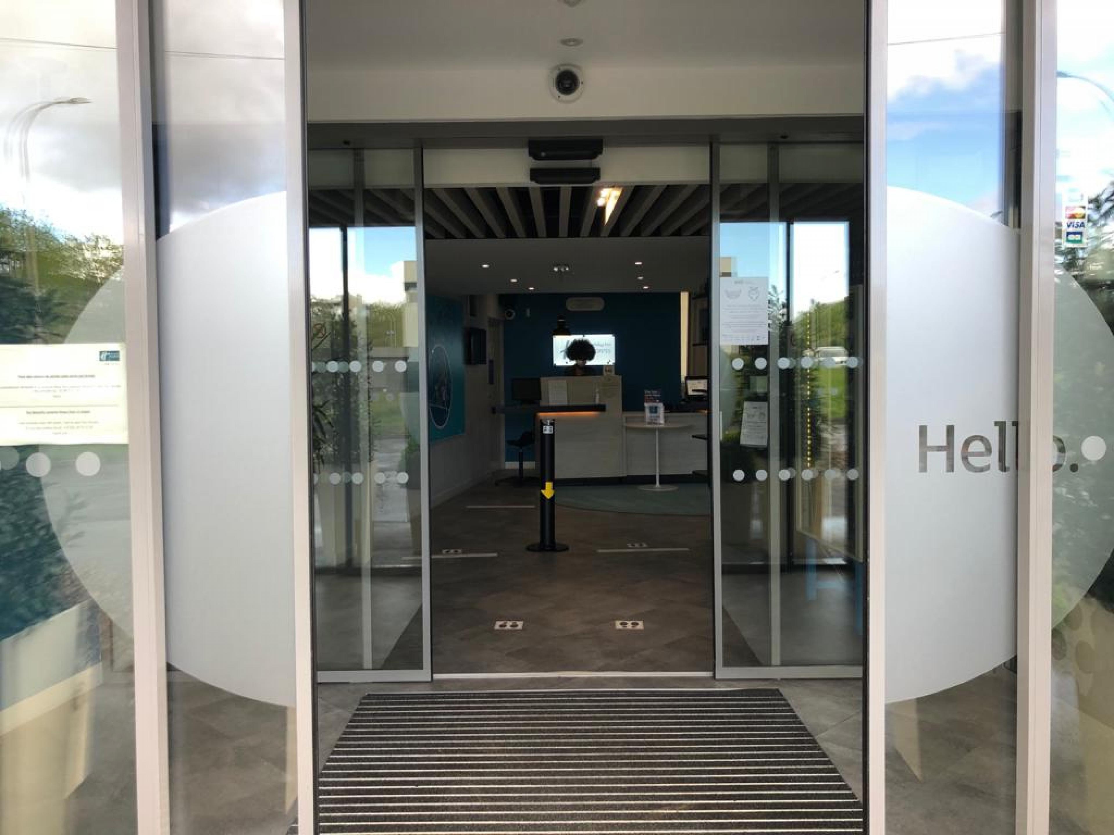 Holiday Inn Express Paris - Velizy By Ihg Esterno foto