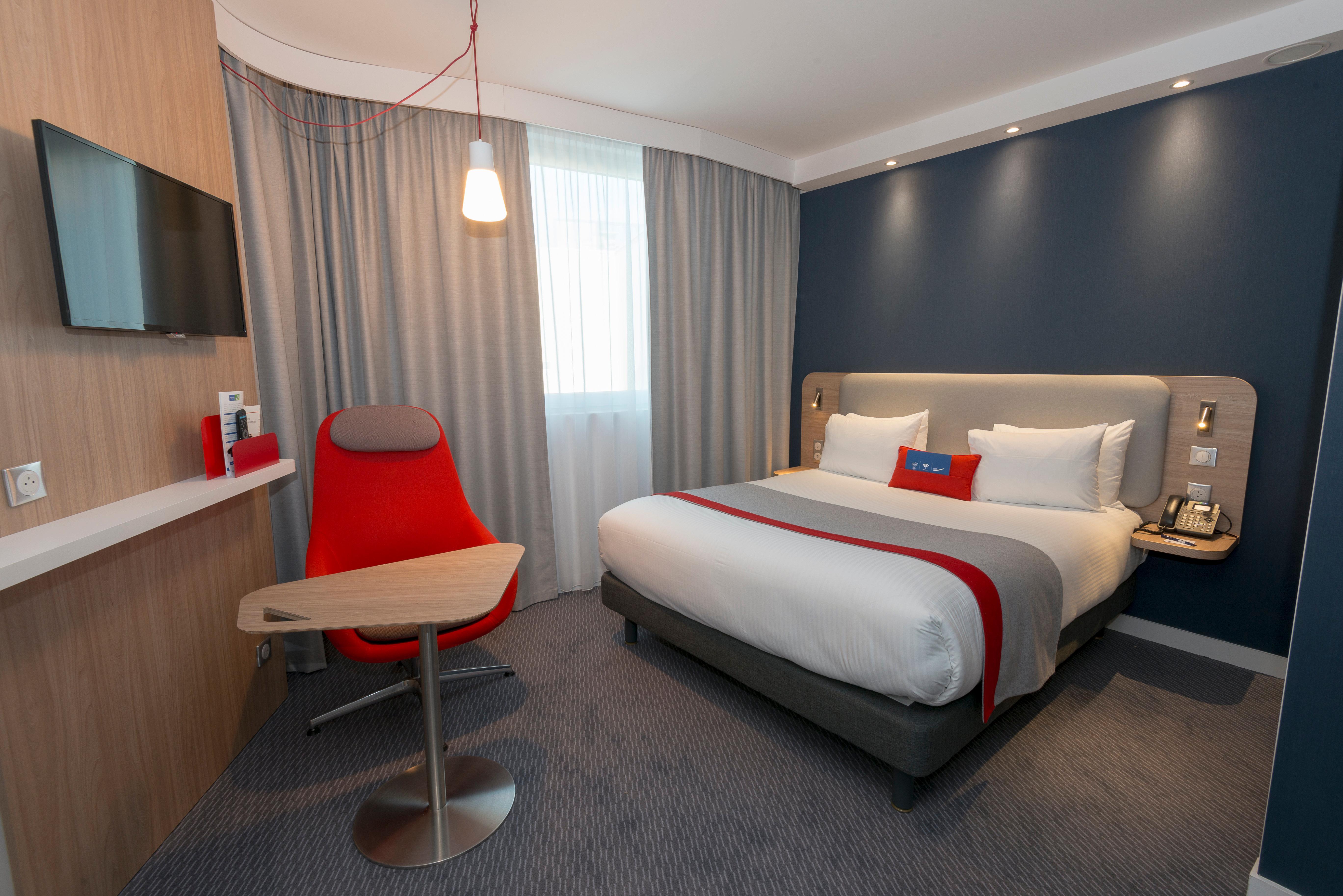 Holiday Inn Express Paris - Velizy By Ihg Esterno foto