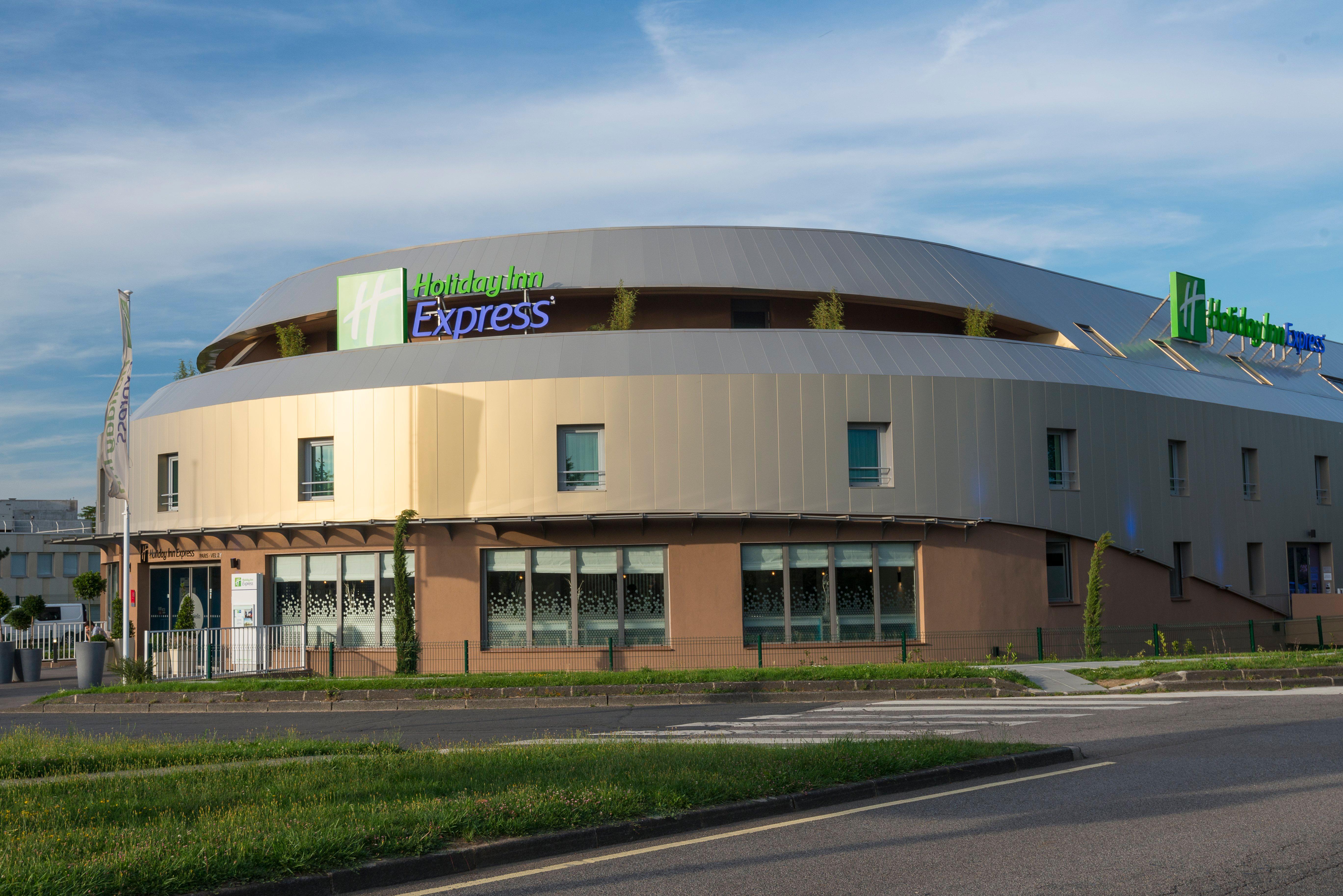 Holiday Inn Express Paris - Velizy By Ihg Esterno foto
